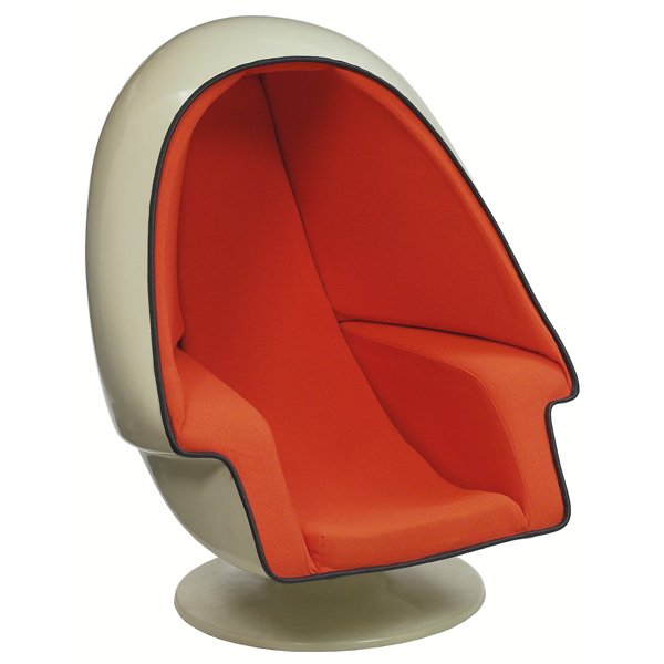 Lee West Stereo Egg chair