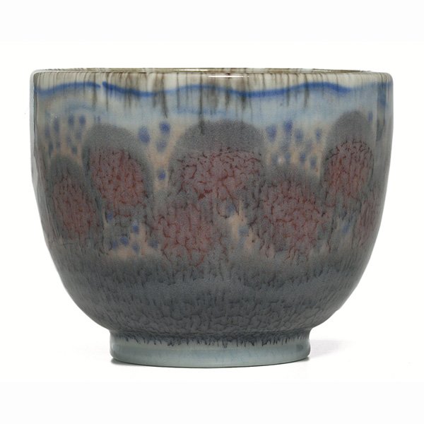 Kenton Hills vase, footed form, Hentschel