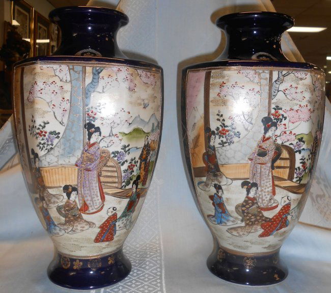 Pair (2) of Oriental Porcelain Vases (1 of 6)