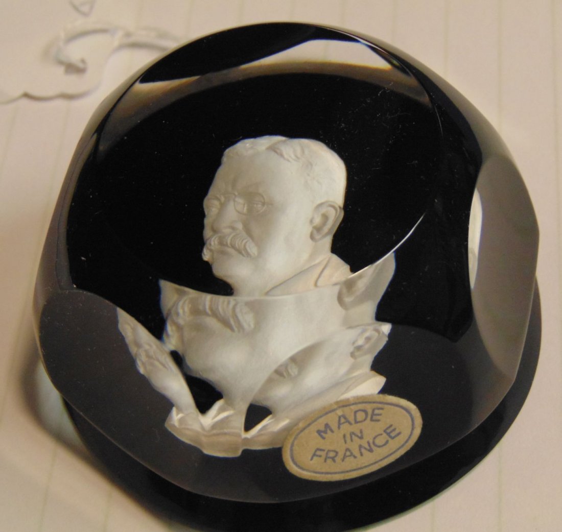 Baccarat Crystal Cameo Paperweight of Roosevelt (1 of 3)