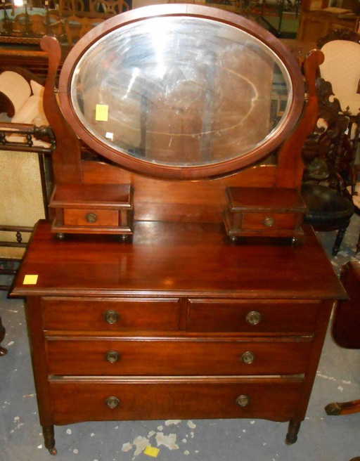Antique Mahogany Dresser With Mirror