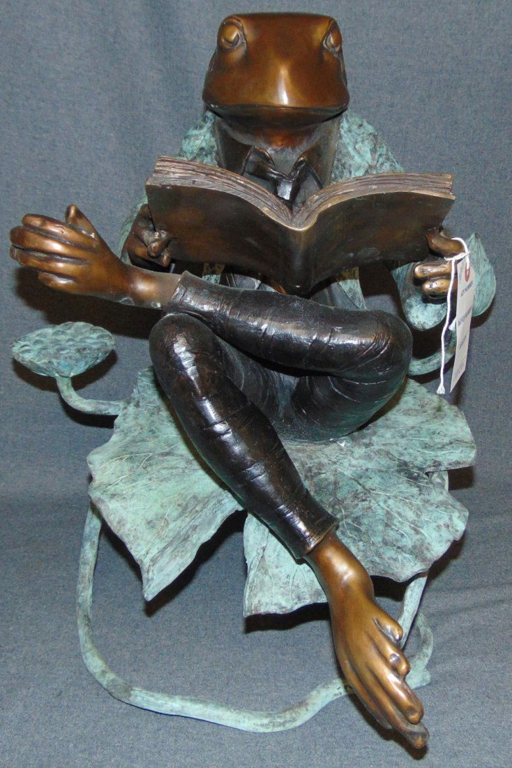 Bronze Sculpture of a Frog Reading a Book (1 of 10)