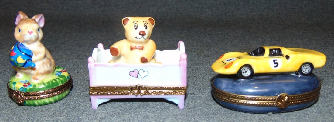 2 Limoge Collectible Boxes: 2 Authentic Limoge Porcelain Collectible Pill Boxes. Hand Painted. Made in France. Bottom is marked. Condition is Like New. Very good. No Damage. Several Shipping Options Available.