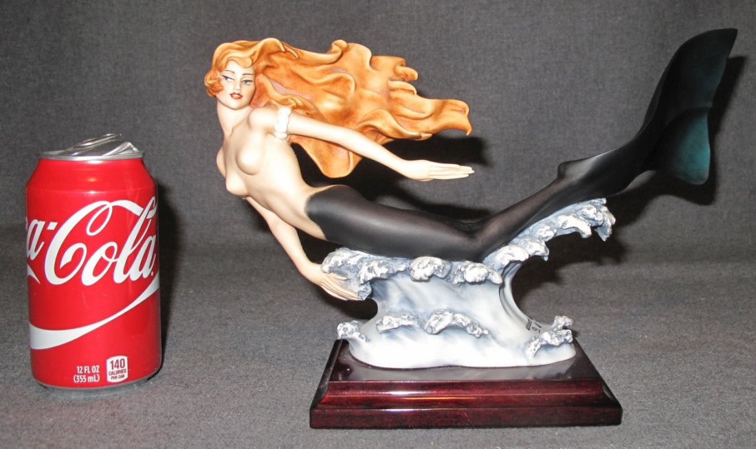 Giuseppe Armani Galleria "Anemone Mermaid" Sculpture: Giuseppe Armani Galleria "Anemone Mermaid" Sculpture. Limited Edition #9 of 1500. Measures 7-1/2" tall x 11-1/2" wide. Condition is Very good. No damage. Starting Bid $50.
