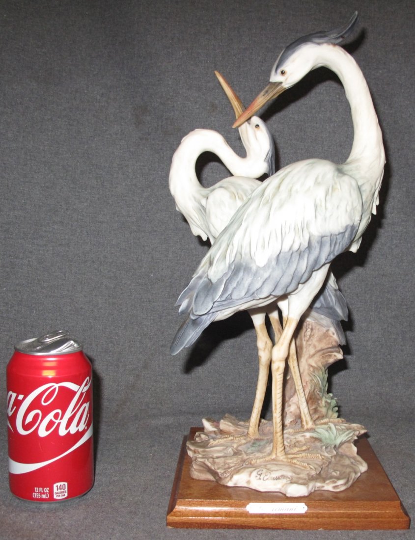 Giuseppe Armani Sculpture "Two Herons": Giuseppe Armani Sculpture "Two Herons". Measures 15-1/2" tall x 7-1/2" wide x 6-3/4" deep. Condition is Very good. No damage.
