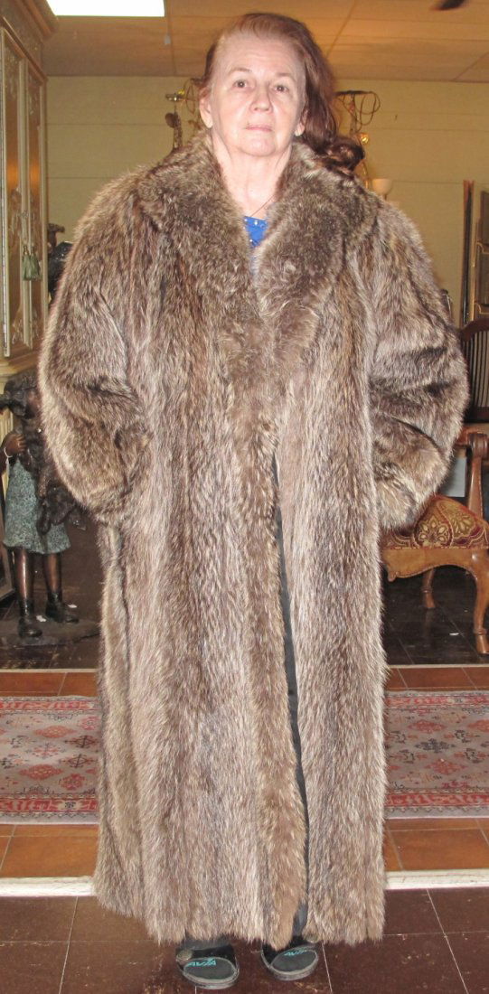 Sultry Full Length Mink Coat: Fabulous Full Length Mink Coat by "Furs by Sultry". Inside Monogrammed "Allison". Not sure of size. Condition is very good. Starting Bid $80.
