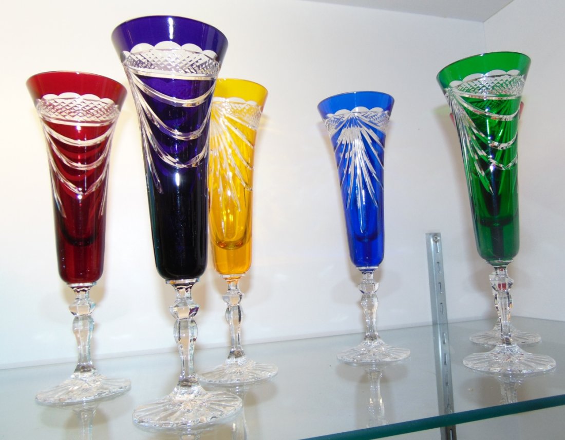 6 MULTI-COLOR CRYSTAL CHAMPAGNE GLASSES (1 of 5)