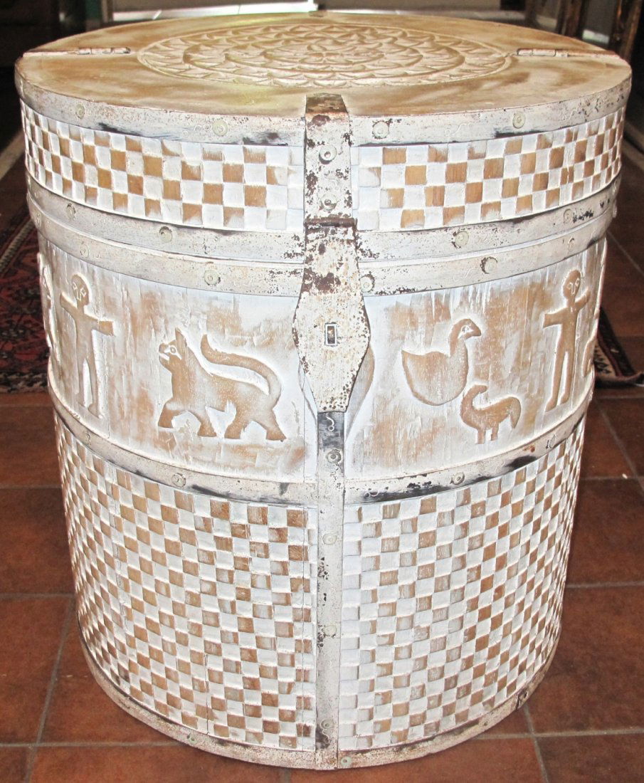 ROUND WOOD TRUNK (1 of 5)
