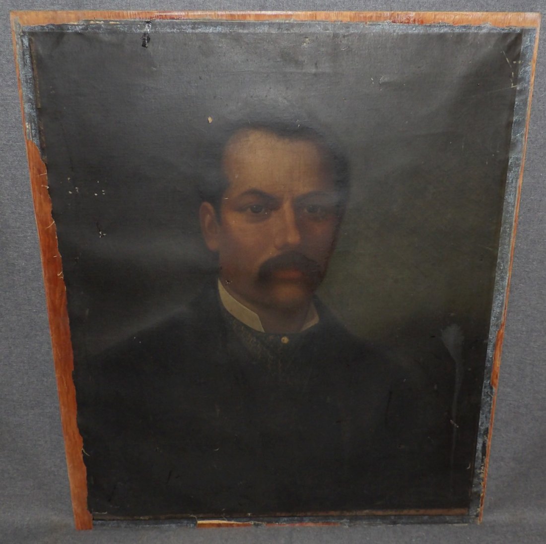 ANTIQUE PORTRAIT OIL PAINTING (1 of 5)