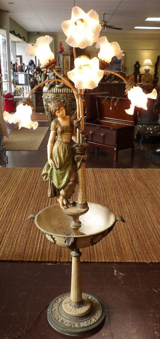 ANTIQUE FIGURAL SPELTER FLOOR LAMP (1 of 7)
