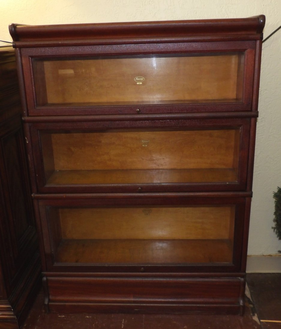 ANTIQUE "MACEY" MAHOGANY LAWYERS BOOKCASE (1 of 6)