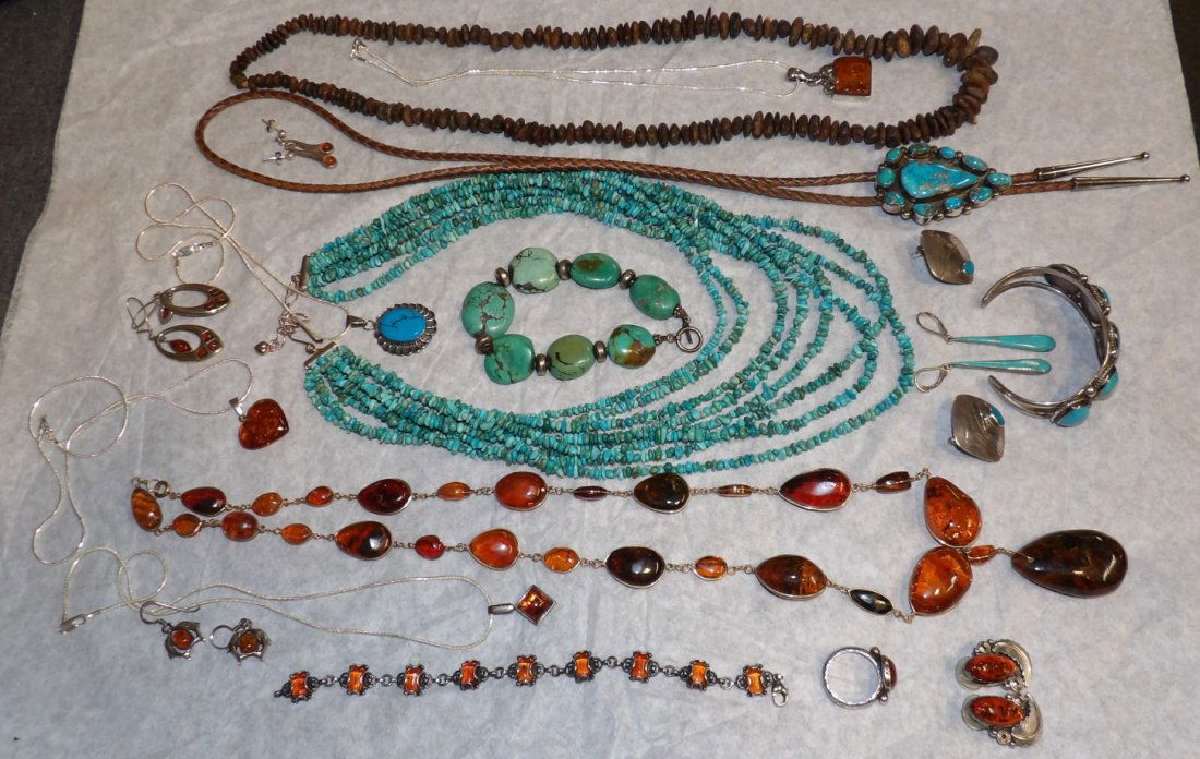 LOT of MISC JEWELRY (1 of 2)