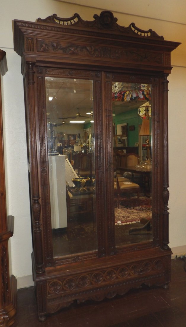 ANTIQUE ITALIAN CARVED OAK ARMOIRE (1 of 11)