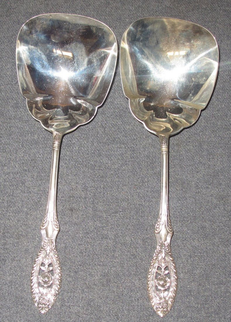 2 STERLING SILVER SERVING SPOONS by MANCHESTER (1 of 5)