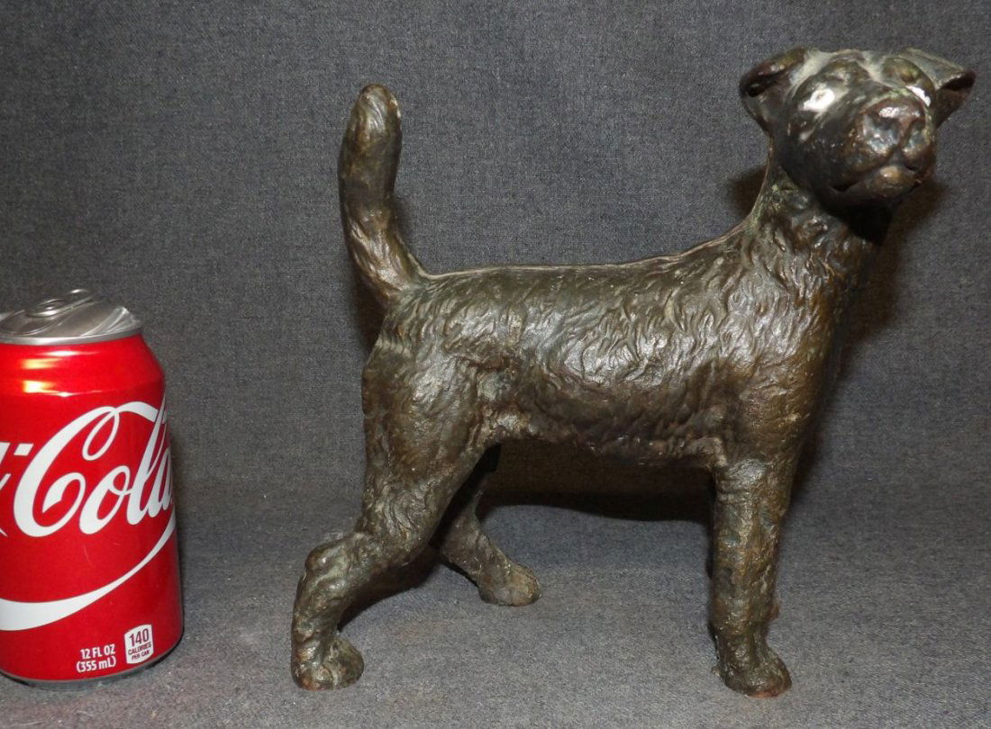 VINTAGE HUBLEY CAST IRON DOG DOORSTOP (1 of 3)