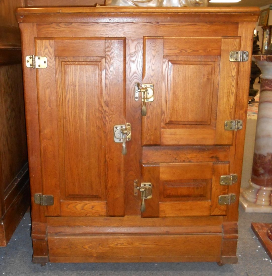 Antique Oak Ice Box (1 of 4)