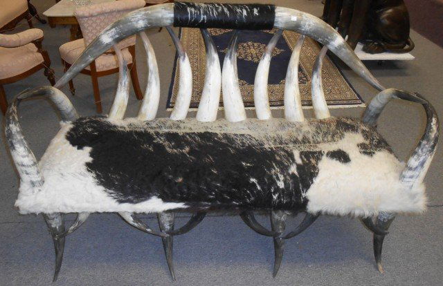 Vintage Steer-Horn and Cowhide Bench (1 of 6)