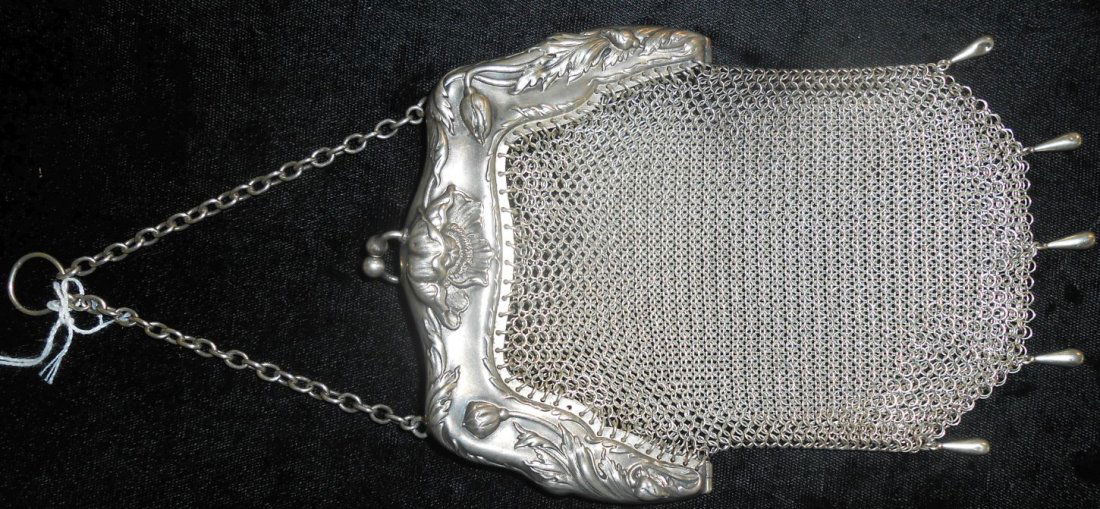 Vintage "Whiting and Davis" Sterling Silver Mesh Purse (1 of 2)