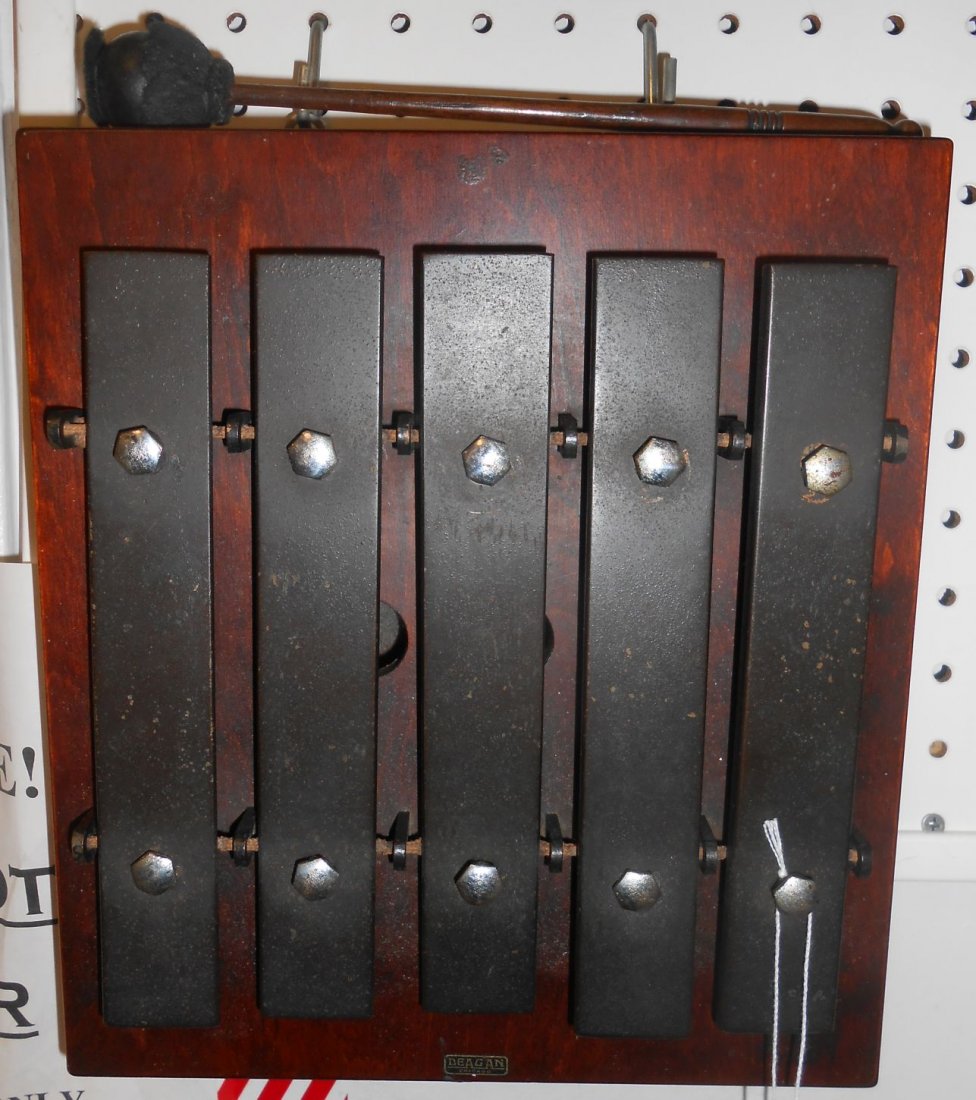 Vintage 5 Note Xylophone by Deagan (1 of 3)