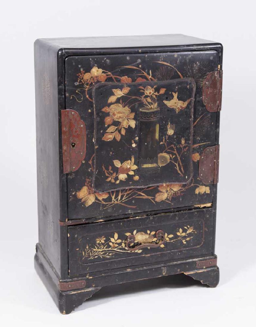 Japanese Black Lacquer Jewelry Chest (1 of 7)