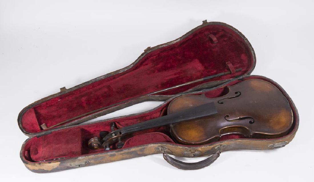 Violin & Bow (1 of 6)