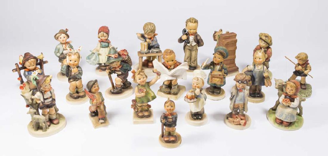 Group Lot 20 Hummels (1 of 8)