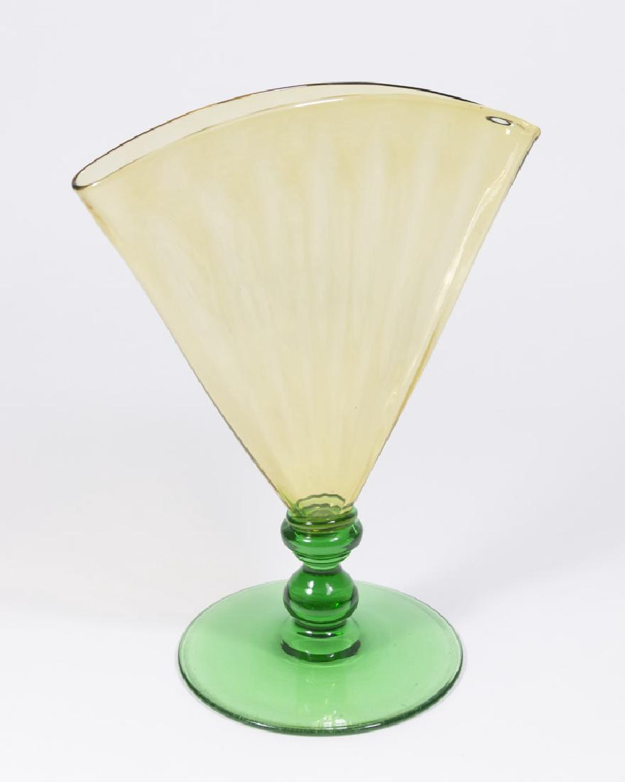 Steuben Amber & Green Fan Vase (1 of 4)