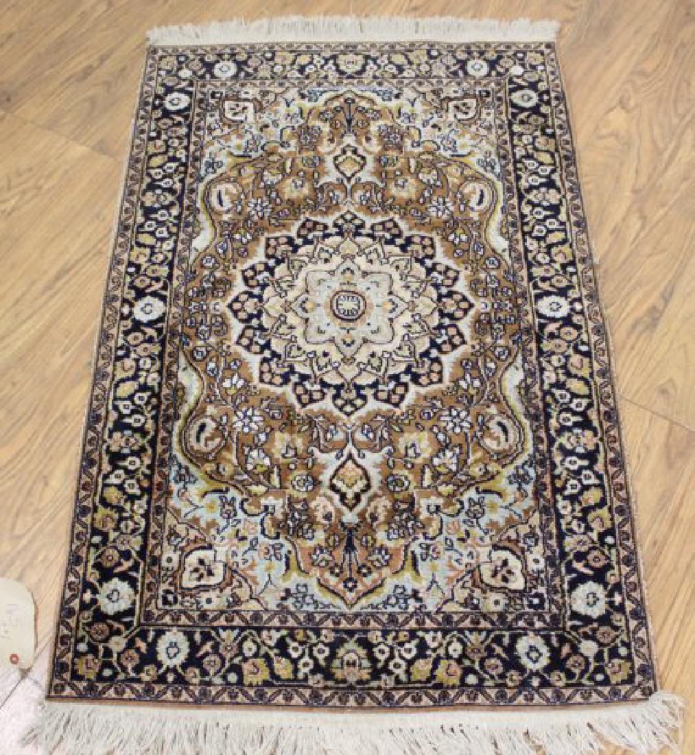 Silk & Wool Rug/Carpet (1 of 5)