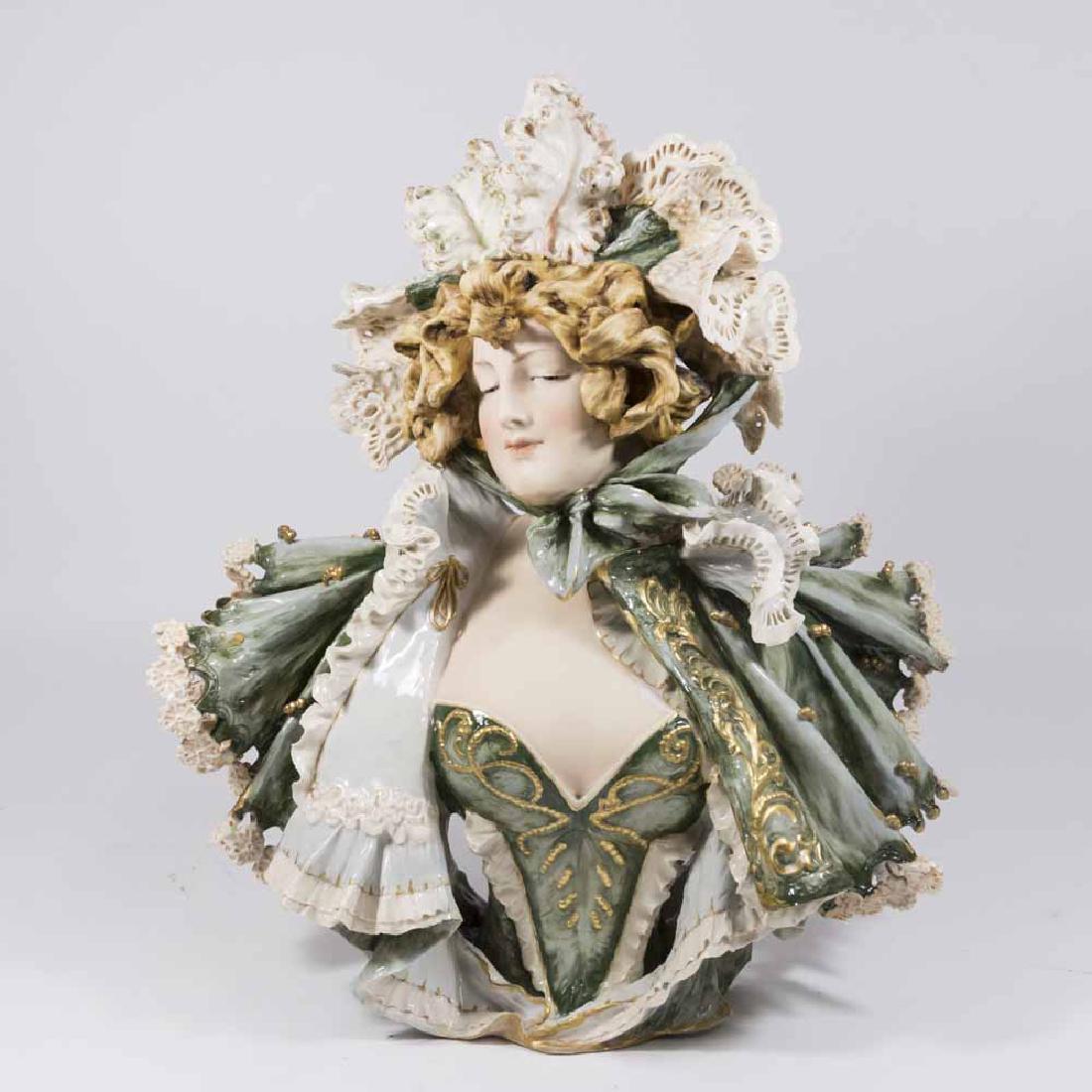 Teplitz Bust of a Female (1 of 6)