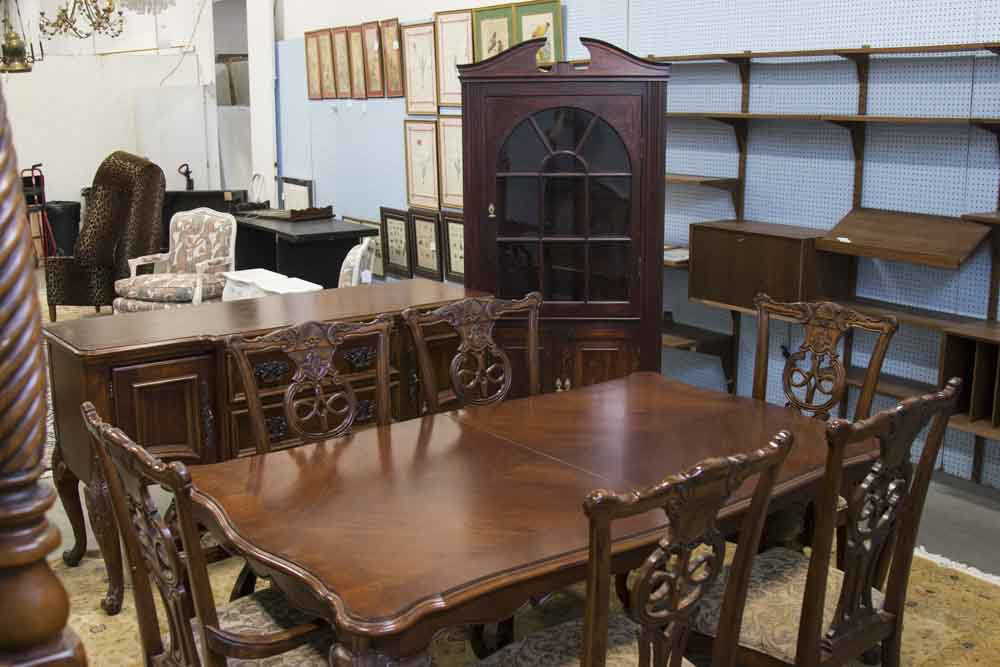 Price Of Vintage Antique Bernhardt Dining Room Set