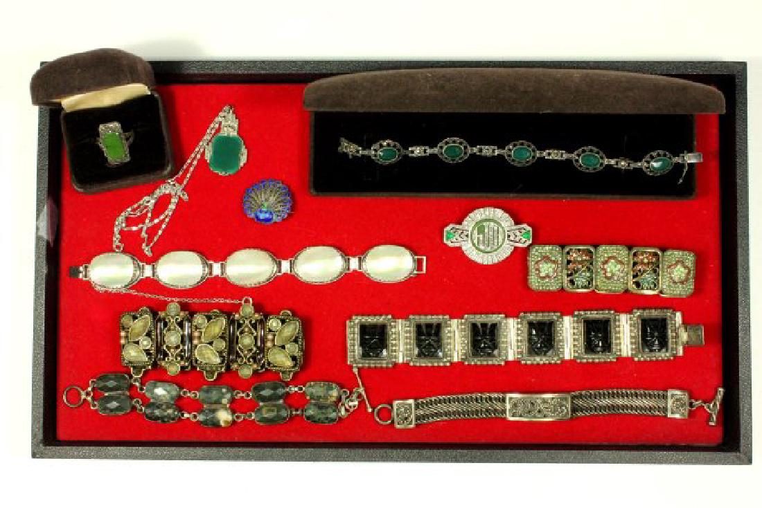 Vintage Costume Jewelry (1 of 5)