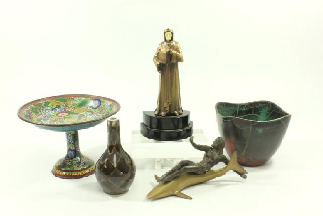 Group Lot of 5 Items (1 of 6)