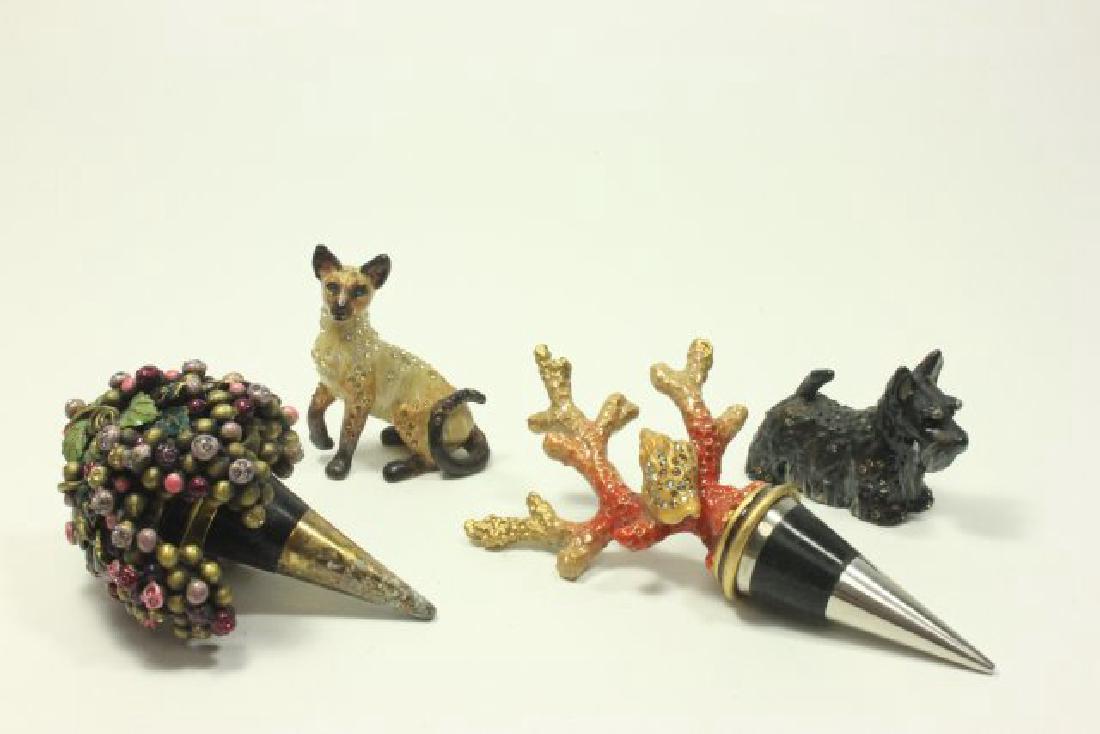 Jay Strongwater Bottle Stoppers, Boxes & Figures (1 of 9)