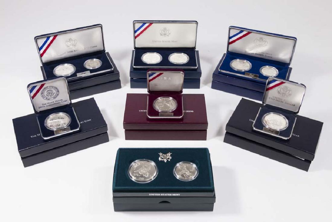 Lot 7 Sets US Mint Commemorative Coin Sets: 2x 2001 buffalo silver dollar P proof & D uncirculated coins, 1993 Bill of Rights two coin set, silver dollar S, silver half dollar S, 1995 World War II 50th anniversary two coin proof set, W silver d