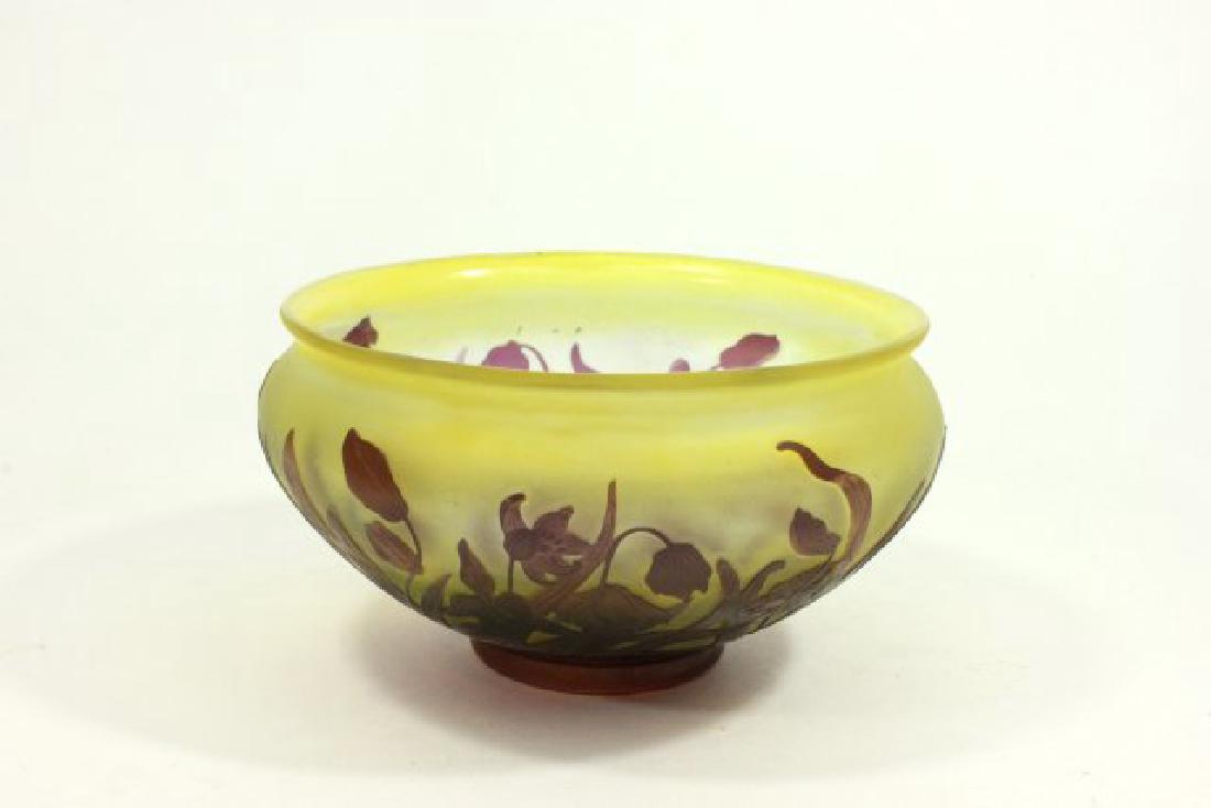 Signed Galle Green & Amethyst Cameo Bowl: Circa 1900. Approx. 3 1/2" H x 7" D.