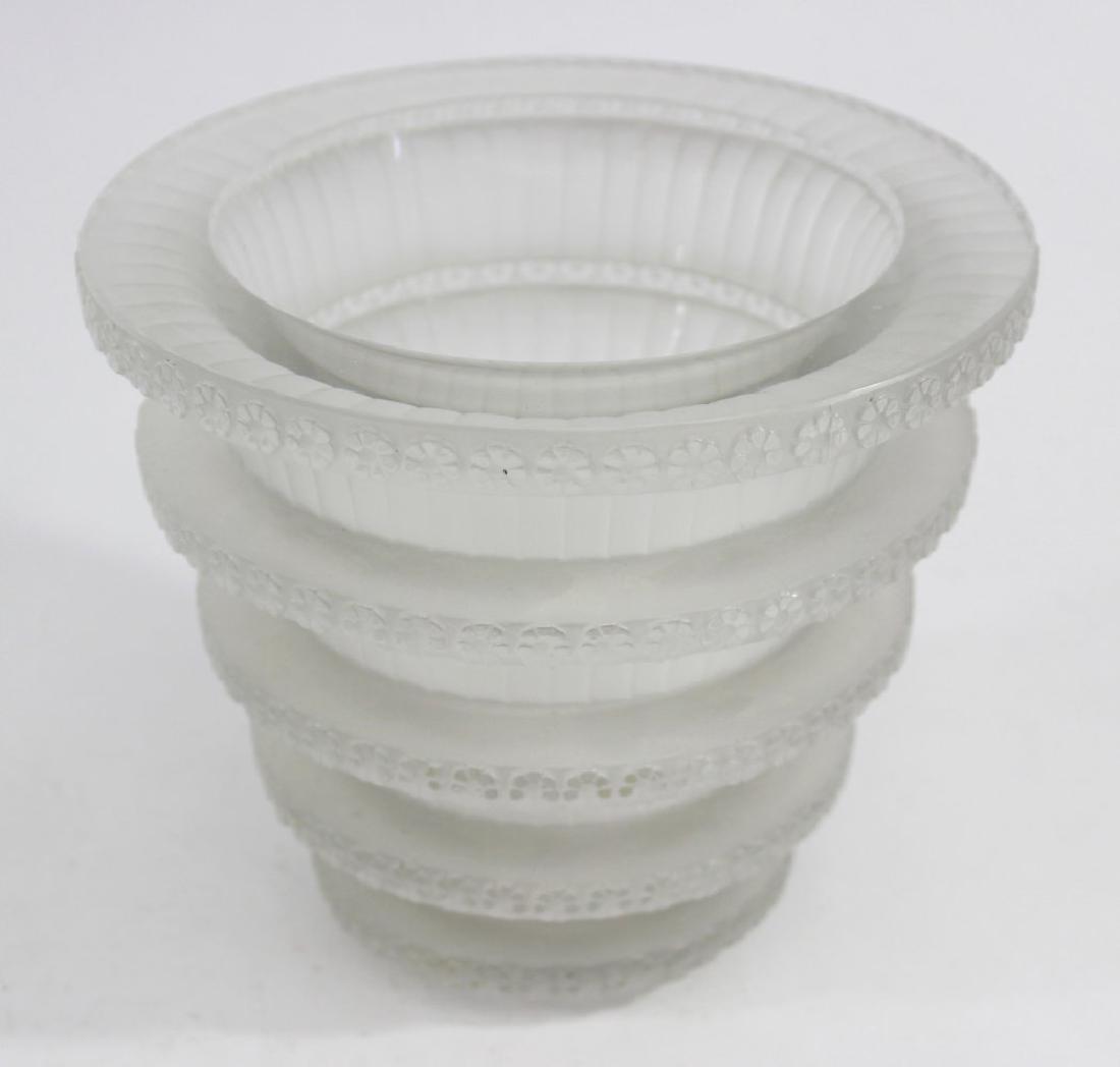R. Lalique France Glass "Chevreuse" Vase: Approx. 6 1/4" H x 7" diameter at top. From a South Hampton contents. Very good condition.