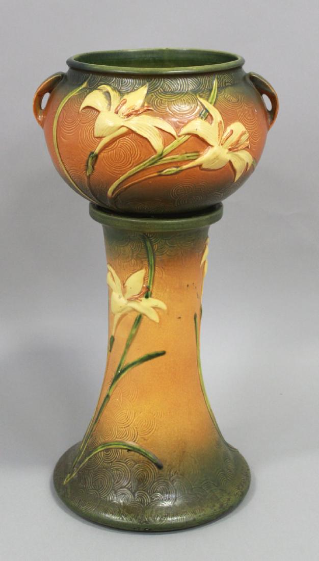 Roseville Jardiniere & Pedestal: Zephyr lily pattern. (7089)