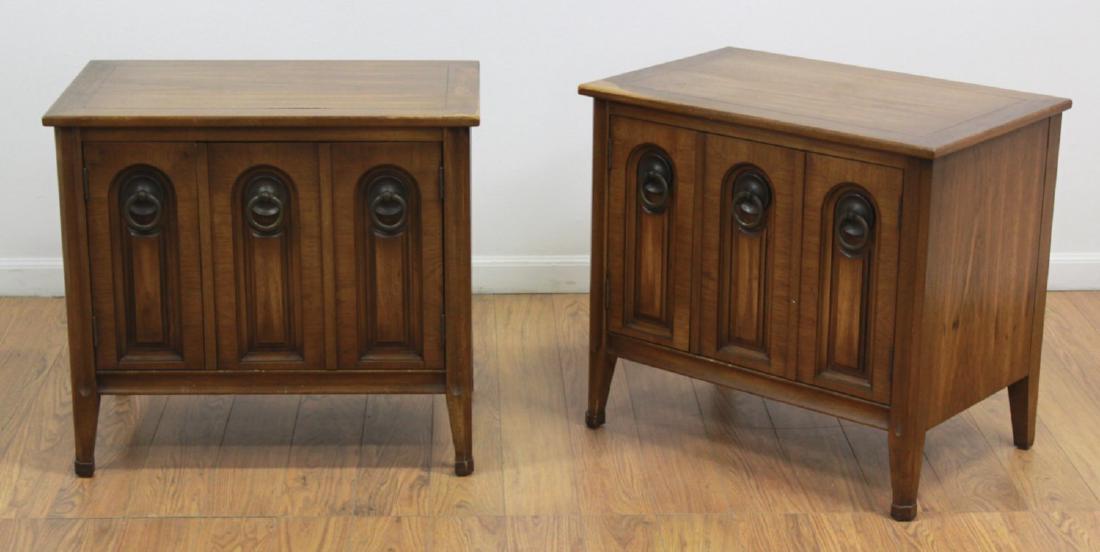 Pair Mid-Century Modern Nightstands (1 of 6)