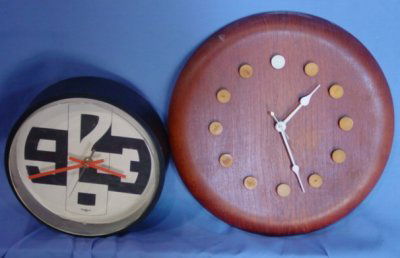 F.H. DENMARK & PLASTIC HERMAN MILLER WALL CLOCKS: F.H. DENMARK ROUND BATTERY POWERED WOOD WALL CLOCK (WORKING ORDER) & PLASTIC HERMAN MILLER BATTERY WALL CLOCK