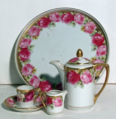 Group lot of porcelain - 2