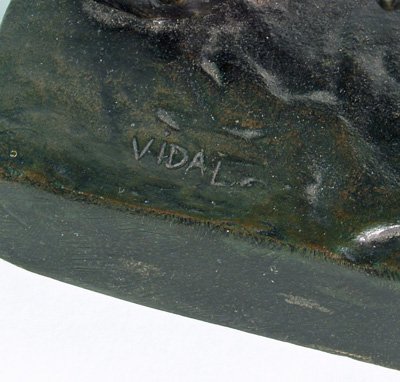 Bronze sculpture of Lion signed by Vidal - 3