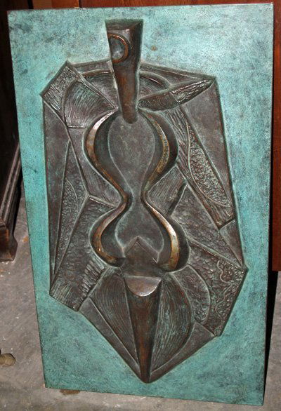 Bronze plaque "Variant" signed Archipenko 1920: Signed lower right. Attributed Alexander Archipenko. This came from an upstate NY collector. Thank you for your interest. This is consigned from a private party who claimed to have taken it to Sotheby