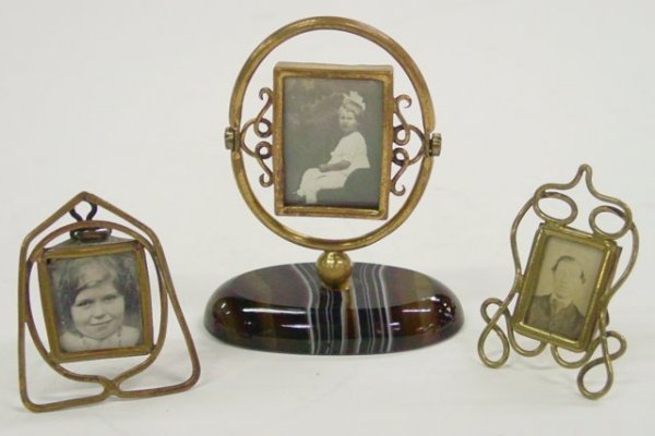 Group lot of 3 miniature picture frames: Art Nouveau. 1-3.5" on agate base swivel frame. Others 2.5" H