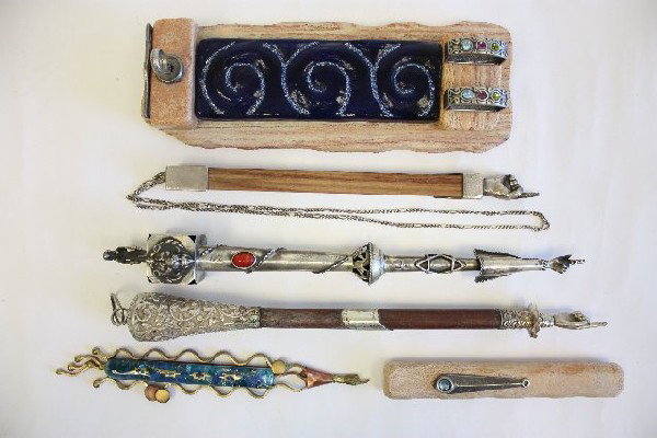5 Torah pointers (Yads): 1-11.5" Armenia wood & silver early 20th c. 1-9.5" USA wood & metal 1998. 1-12" Russian silver 1780. 1-8.25" English glass & metal early 20th c. 1-9" Israel wood & metal on stand 2005. All stamped mar