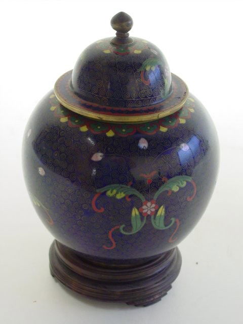 Cloisonne covered ginger jar on teakwood box: Contents of the Brooklyn Heights Montague Terrace estate of J. Victor Herd & his wife Pauline Hoffman Herd