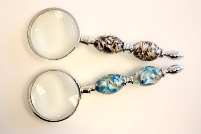 Pair Murano glass handled magnifying glasses: Approx. 6" L