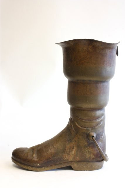 Italian "Brass Boot" umbrella stand: Made in Italy, approx. 20.5" H. Please read our terms of sale.