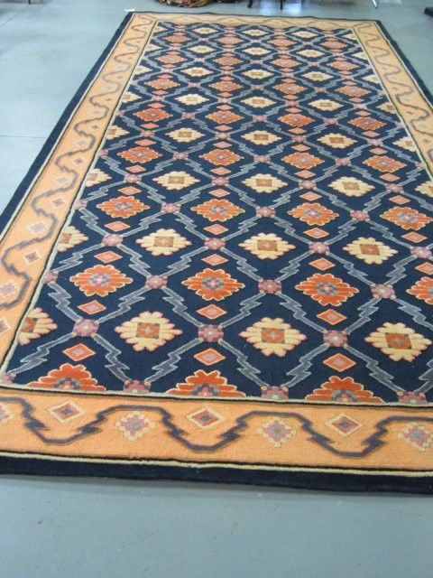 Edward Fields rug: Approx. 10' x 10.5'. Please read our terms of sale.