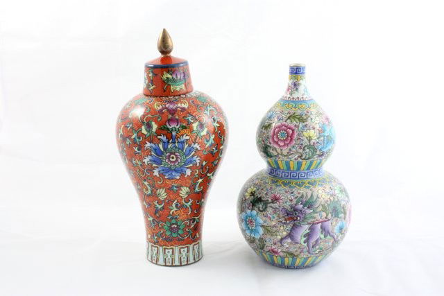 Chinese double gourd vase & ginger jar: 1- double gourd vase is porcelain with floral, approx. 9" H. 1- Covered ginger jar is approx. 10.5" H. Both have Qing Long mark, late Qing period, early Republic. Please read our terms of sale.