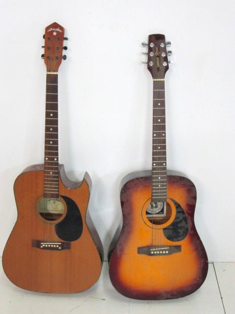 2 guitars - Lone Star & Santa Rosa: Please read our terms of sale.